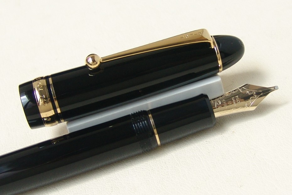 PilotCustom742MusicNibFP_E